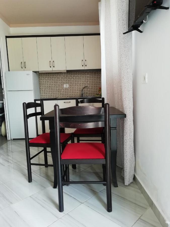 Appartamento Vila Anxhela Ksamil Esterno foto